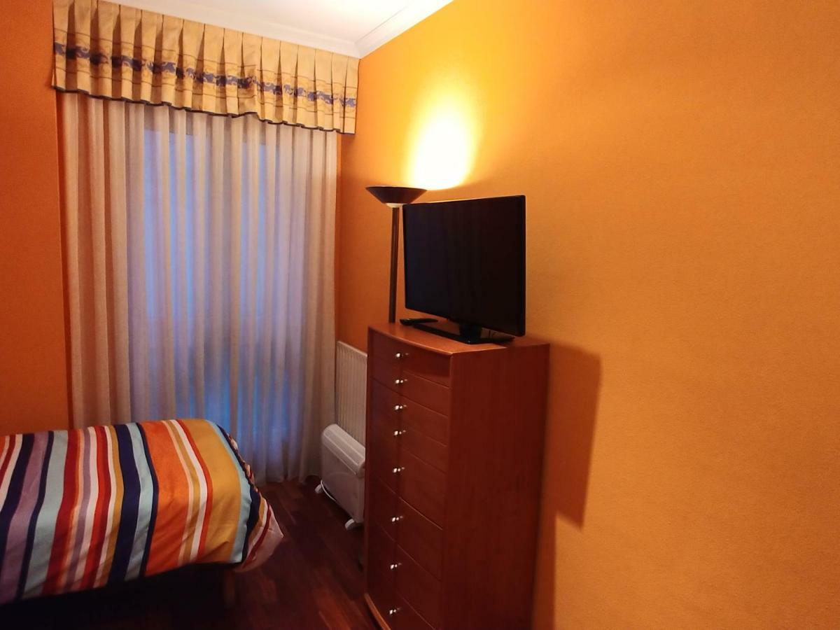 Hogar, A Modo De Hotel Gijón Exteriör bild