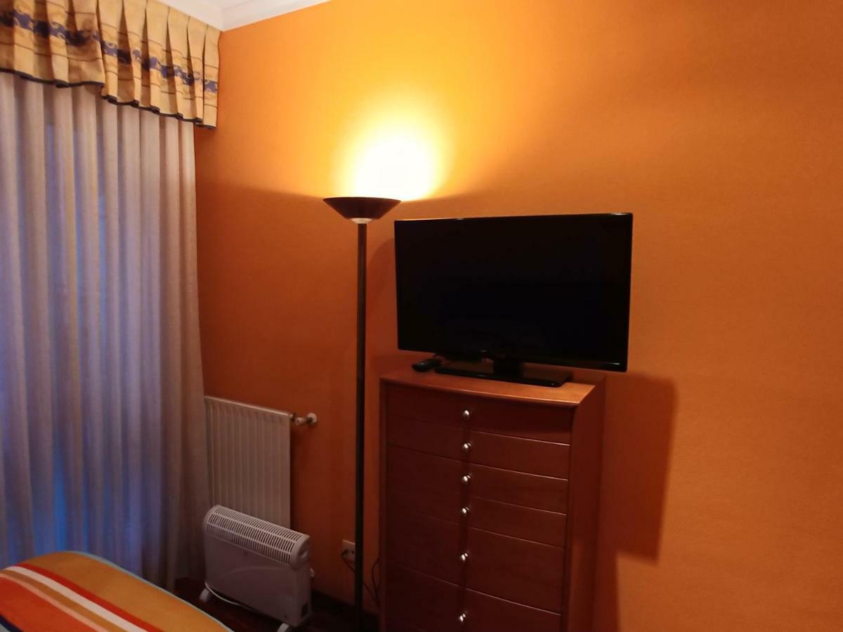 Hogar, A Modo De Hotel Gijón Exteriör bild