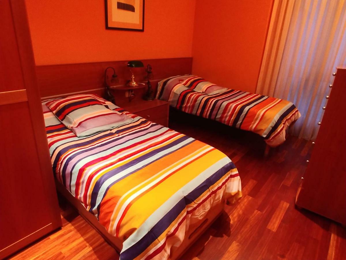 Hogar, A Modo De Hotel Gijón Exteriör bild