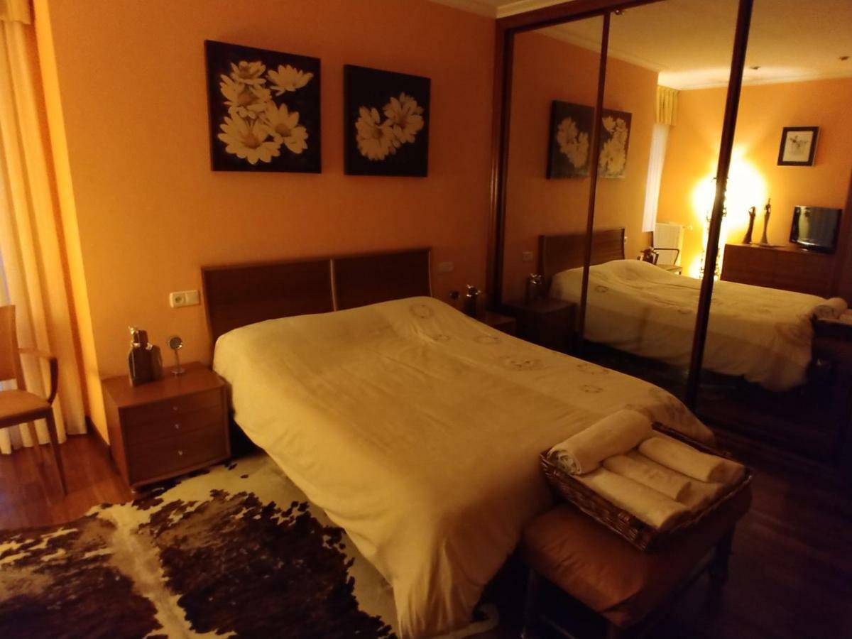 Hogar, A Modo De Hotel Gijón Exteriör bild
